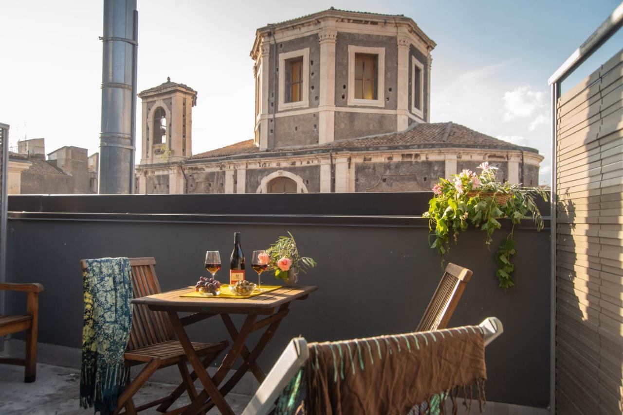 Апартаменты Palazzo Scammacca Катания Экстерьер фото